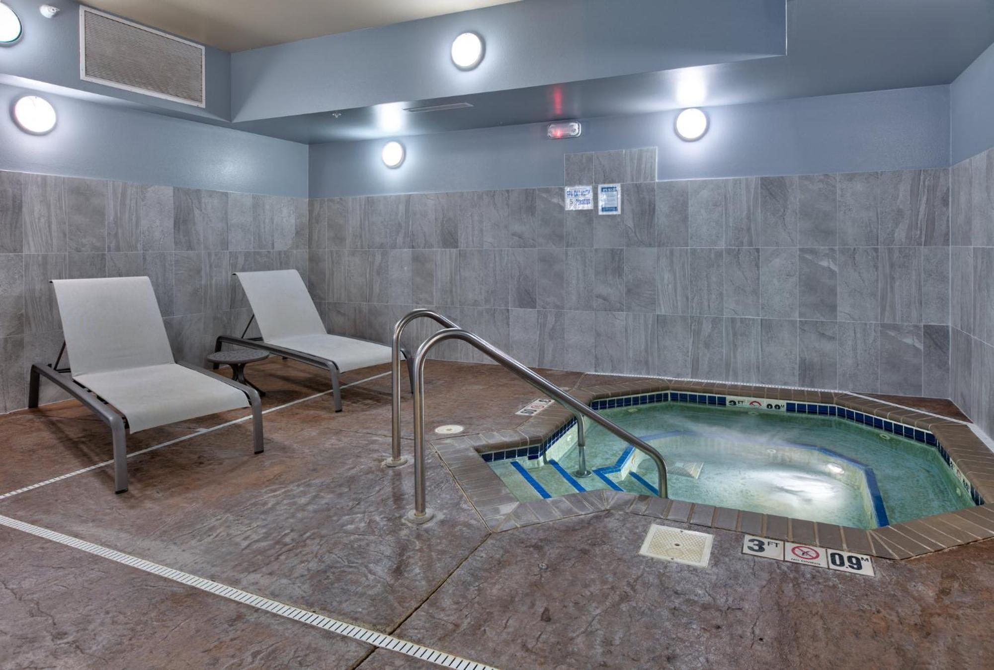 Holiday Inn Express Hotel & Suites Shakopee By Ihg Exteriör bild